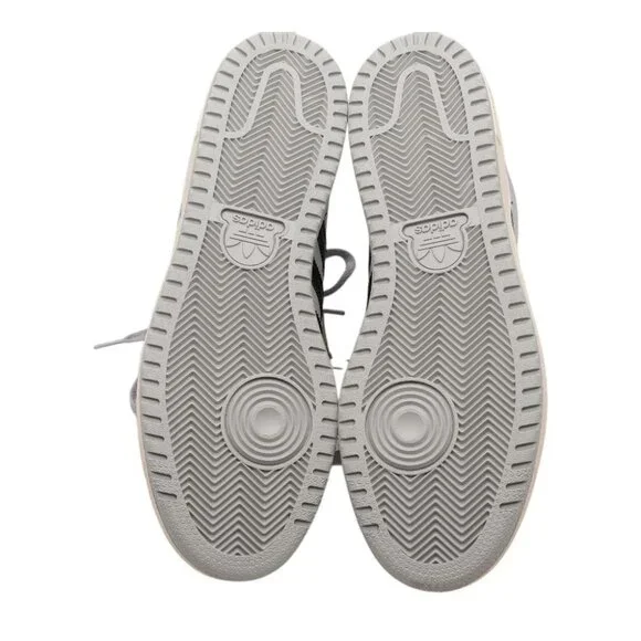 Men's Adidas high tops - Picture 3 of 5